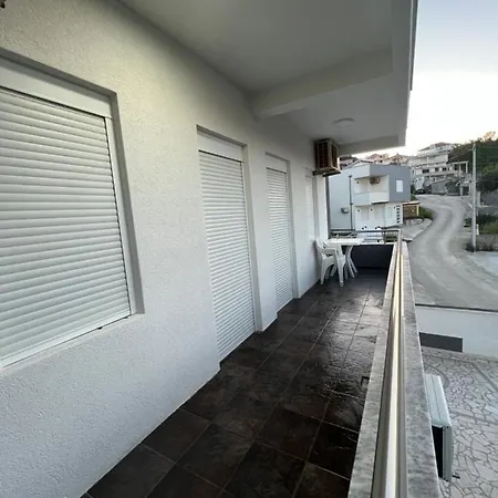 Apartments Dijar Ulcinj Exterior photo